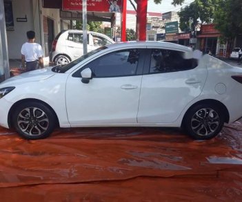 Mazda 2 2015 - Bán Mazda 2 năm 2015, màu trắng, giá 497tr