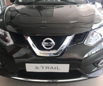 Nissan X trail SV 2018 - Bán ô tô Nissan X trail SV năm 2018, màu đen