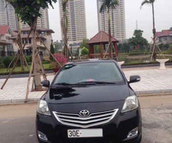 Toyota Vios E 2010 - Gia đình cần bán gấp chiếc Toyota Vios E 2010, màu đen, chính chủ, số sàn