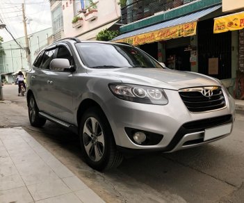 Hyundai Santa Fe CRDI 2012 - Bán Hyundai Santa Fe màu bạc 2012, máy dầu, full option, số tự động nhập khẩu