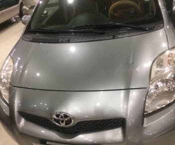 Toyota Yaris   2010 - Cần bán Toyota Yaris sản xuất năm 2010, màu xám, 414 triệu