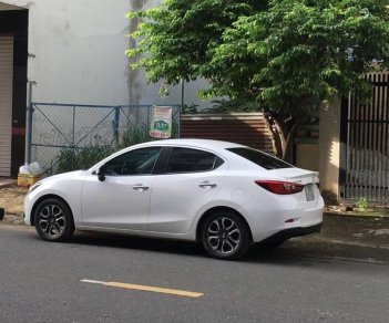 Mazda 2 2016 - Cần bán lại xe Mazda 2 sản xuất năm 2016, màu trắng