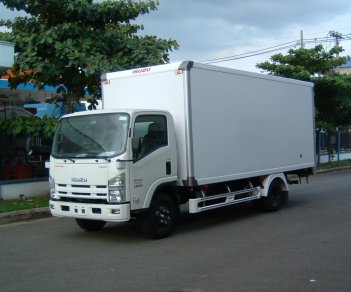 Xe tải 5 tấn - dưới 10 tấn 2018 - Bán xe tải Isuzu 5 tấn thùng dài, trả trước 90tr nhận xe ngay, xe đời 2018 giá cực mềm