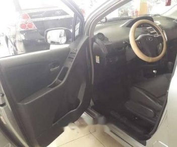 Toyota Yaris 2010 - Bán Toyota Yaris sản xuất năm 2010, màu xám  