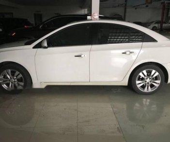 Chevrolet Cruze  LTZ   2015 - Cần bán gấp Chevrolet Cruze LTZ sản xuất năm 2015, màu trắng, 485tr