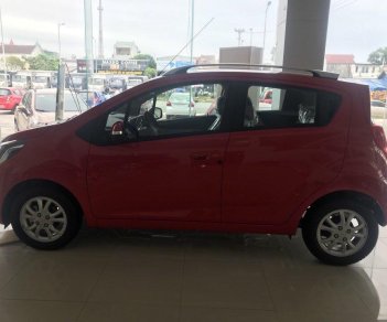 Chevrolet Spark LT 2018 - Nghệ An Chevrolet Spark LT mới, đời 2018, màu đỏ sang chảnh, chỉ với 60 tr rinh xe về nhà, vay trả góp lên tới 85%