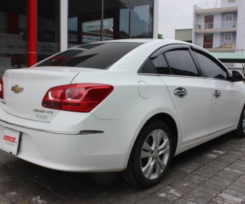 Chevrolet Cruze LTZ 1.8AT 2017 - Bán xe Chevrolet Cruze LTZ 1.8AT năm 2017, màu trắng