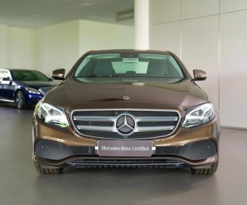 Mercedes-Benz E class E250 2018 - Bán Mercedes-Benz E250 nâu 2018, giá tốt, mới 100% giao ngay