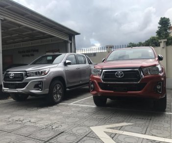 Toyota Hilux 2.4E AT 2018 - Bán Hilux 2.4E AT đủ màu, liên hệ: 0988.876.993 giao ngay