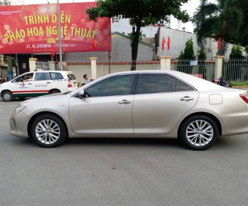 Toyota Camry 2.0AT 2017 - Bán Toyota Camry 2.0AT sản xuất năm 2017, xe nhập