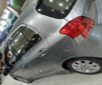 Toyota Yaris   2010 - Cần bán Toyota Yaris đời 2010, màu xám số tự động