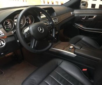 Mercedes-Benz E class  E200   2013 - Cần bán Mercedes E200 đời 2013, màu xám