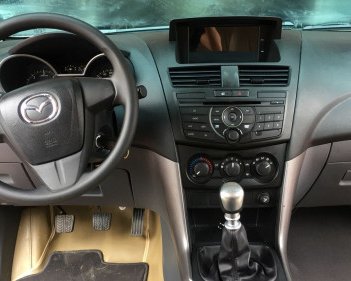 Mazda BT 50   2.2MT   2017 - Bán Mazda BT 50 2.2MT năm 2017, màu trắng, nhập khẩu  