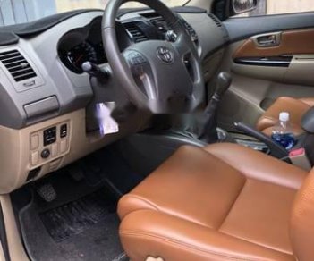 Toyota Fortuner 2013 - Cần bán lại xe Toyota Fortuner 2013, màu xám, giá 785tr