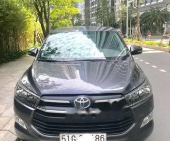 Toyota Innova 2.0G AT 2017 - Bán xe Toyota Innova 2.0G AT sản xuất 2017, màu xám, biển Sài Gòn