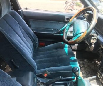 Toyota Camry 2.4 MT 1988 - Bán Toyota Camry 2.4 MT sản xuất năm 1988, màu trắng