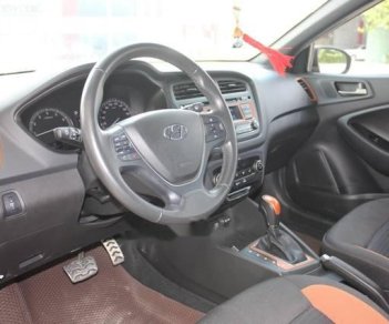 Hyundai i20 Active AT  2015 - Cần bán xe Hyundai i20 Active AT năm sản xuất 2015, màu đỏ