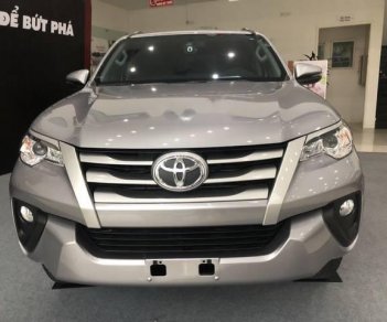 Toyota Fortuner   2018 - Bán xe Toyota Fortuner sản xuất 2018, màu bạc