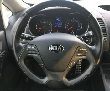 Kia K3 2.0 2014 - Bán ô tô Kia K3 2.0 sản xuất 2014, màu trắng 