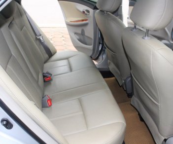 Toyota Corolla  XLi 1.6 2010 - Bán xe Toyota Corolla XLi 1.6 2011, màu bạc