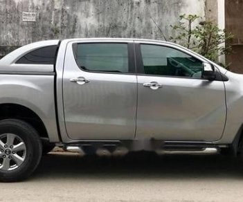 Mazda BT 50  2.2L MT 4X4 2017 - Bán Mazda BT 50 2.2L MT 4X4 sản xuất 2017, màu bạc còn mới 