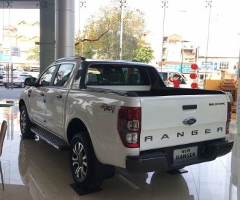 Ford Ranger Wildtrak 3.2 4x4 2018 - Bán Ford Ranger Wildtrak 3.2 4x4 đời 2018, màu trắng, hỗ trợ trả góp 90% tại Quảng Ninh