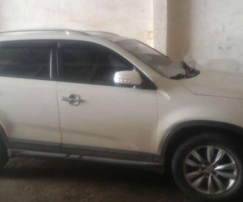 Kia Sorento 2012 - Cần bán xe Kia Sorento sản xuất 2012, màu trắng, 650 triệu