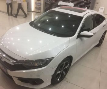 Honda Civic   1.5 L Turbo  2018 - Bán Honda Civic 1.5 L Turbo sản xuất năm 2018, màu trắng, giá 903tr