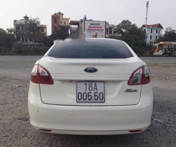 Ford Fiesta 2011 - Bán Ford Fiesta năm sản xuất 2011, màu trắng giá cạnh tranh