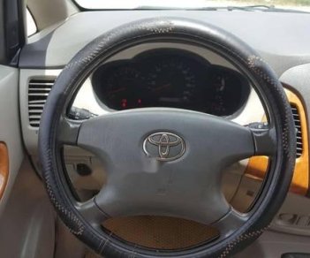 Toyota Innova   2010 - Cần bán Toyota Innova đời 2010 xe gia đình 