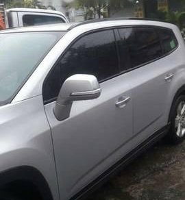Chevrolet Orlando 1.8MT 2018 - Cần bán lại xe Chevrolet Orlando 1.8MT đời 2018, màu bạc, giá tốt