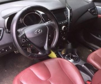 Hyundai Veloster 2011 - Bán Hyundai Veloster đời 2011 màu xanh cốm, số tự động