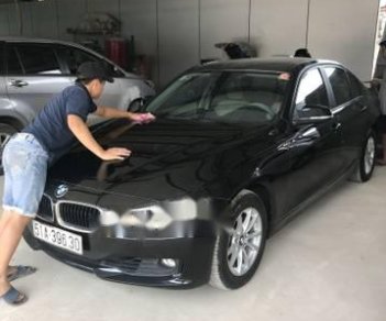 BMW 3 Series  320i 2012 - Cần bán lại xe BMW 3 Series 320i năm 2012 