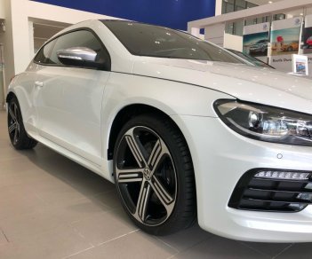 Volkswagen Scirocco 2017 - Bán Volkswagen Scirocco R đời 2017, màu trắng, nhập khẩu nguyên chiếc