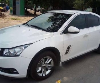 Chevrolet Cruze  LS  2015 - Bán Chevrolet Cruze LS đời 2015, màu trắng giá cạnh tranh