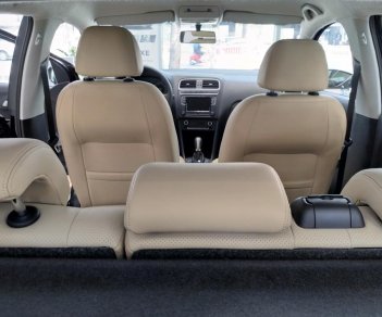 Volkswagen Polo 1.6 AT 2018 - VW Sài Gòn bán Polo Hatchback 2018 mới nhập, liên hệ đại lý để xem xe và được lái thử. Khuyến mãi tháng 9 siêu hot