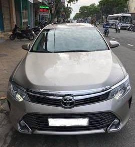 Toyota Camry   2.0  2016 - Bán Toyota Camry 2.0 sản xuất 2016, màu vàng cát