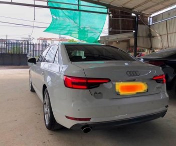 Audi A4 2017 - Chính chủ bán ô tô Audi A4 2017, màu trắng, nhập khẩu