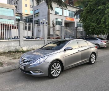 Hyundai Sonata 2.0 Special 2010 - Bán Sonata 2.0 Special đời 2010, màu xám (ghi), xe nhập, chính chủ, đi cực ít