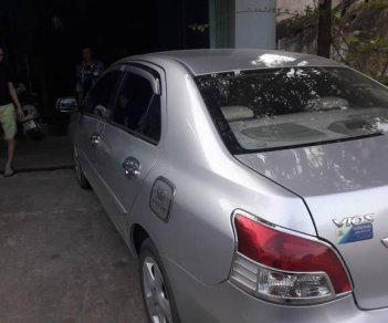 Toyota Vios   E 2010 - Bán Toyota Vios E 2010, màu bạc, giá 333tr