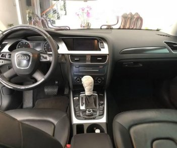 Audi A4 2.0T 2010 - Cần bán Audi A4 2.0T đời 2010, màu xám, xe nhập, giá chỉ 690 triệu