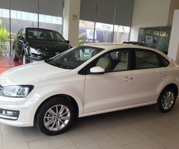 Volkswagen Polo 2018 - Bán ô tô Volkswagen Polo đời 2018, màu trắng, xe nhập, giá 699tr, liên hệ: 0931.618.658