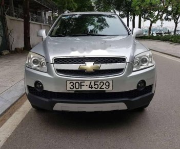 Chevrolet Captiva LT 2008 - Cần bán xe Chevrolet Captiva LT năm sản xuất 2008, màu bạc chính chủ, giá tốt