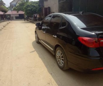 Hyundai Avante 2011 - Cần bán Hyundai Avante sản xuất 2011, màu đen chính chủ, giá chỉ 335 triệu