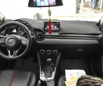 Mazda 2 1.5L AT  2017 - Bán Mazda 2 2017, màu đỏ, đúng chất, biển TP, giá TL, hỗ trợ trả góp