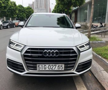 Audi Q5 2.0 2017 - Cần bán Audi Q5 2.0 sản xuất 2017, đăng ký 2018