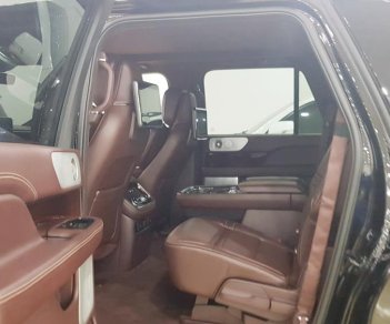 Lincoln Navigator Black Label 2018 - Bán Lincoln Navigator Black Label màu đen, nội thất nâu đỏ, mới 100%, giao ngay