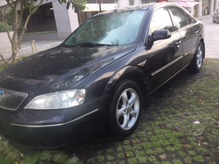 Ford Mondeo 2.0AT 2003 - Cần bán Ford Mondeo 2003 màu đen