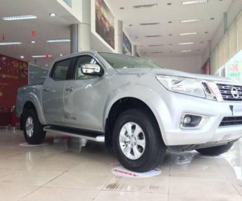 Nissan Navara EL 2.5 AT 2WD 2018 - Bán ô tô Nissan Navara EL 2.5 AT 2WD năm 2018, màu bạc, nhập khẩu, giá 645tr