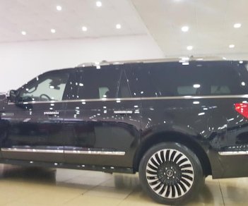 Lincoln Navigator Black Label 2018 - Bán Lincoln Navigator Black Label màu đen, nội thất nâu đỏ, mới 100%, giao ngay